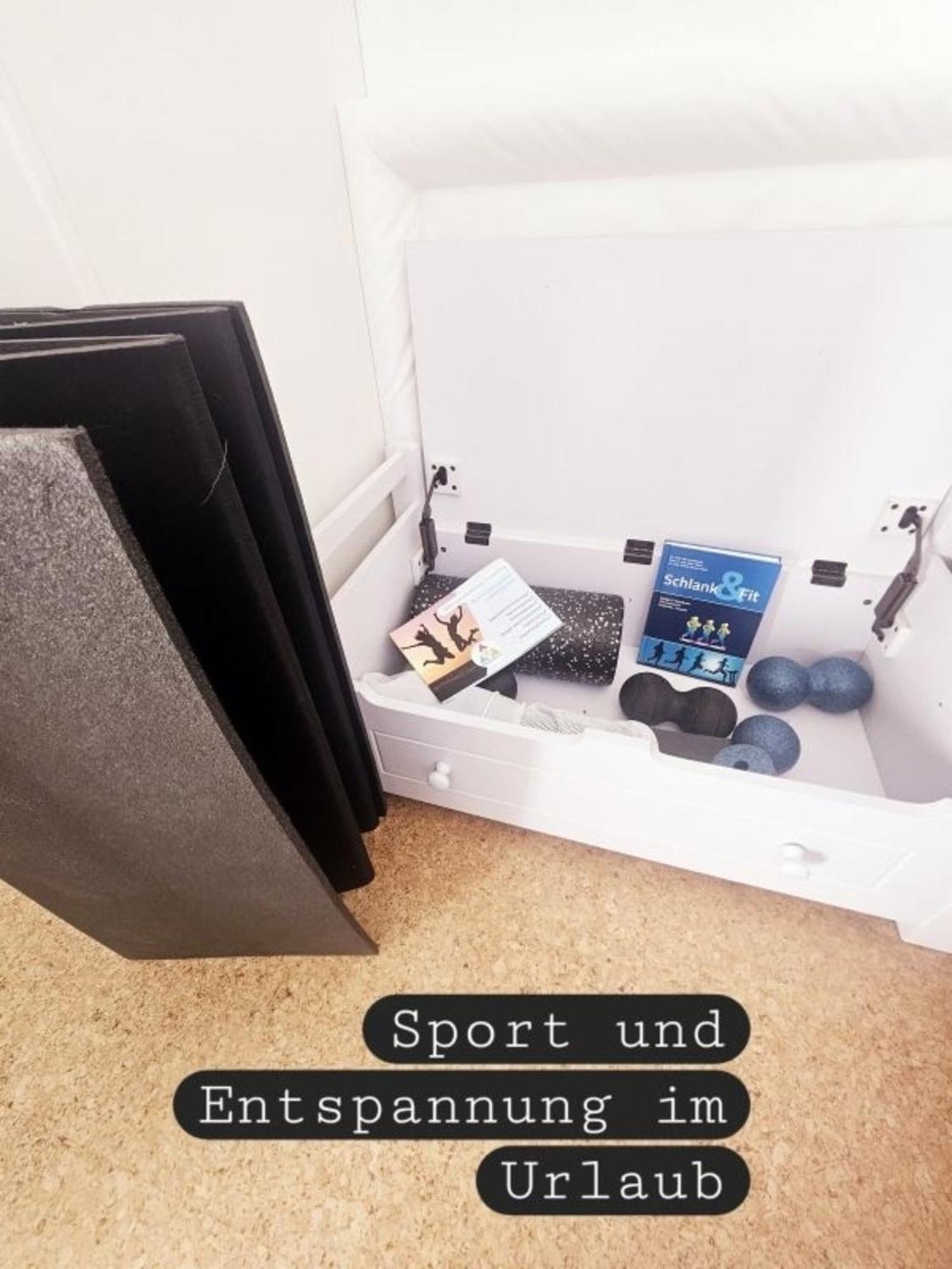 Berg-Juwel Hallenbad Mit Sauna Missen-Wilhams Exterior foto